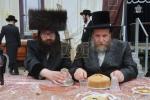 שמחת הוואכט נאכט לבן הנולד פאר בנש"ק הרב ישראל האגער שליט"א בן כ"ק אדמו"ר מוויזניץ שליט"א מבארא פארק, חתן כ"ק אדמו"ר מזידטשויב ב"ב שליט"א