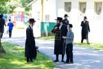 ערשטע טאג אין מחנות רב טוב סאטמאר‎
