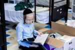 ערשטע טאג אין מחנות רב טוב סאטמאר‎