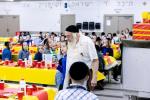 ערשטע טאג אין מחנות רב טוב סאטמאר‎