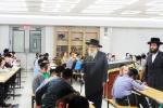 Main image for כ"ק אדמו"ר מסאטמאר שליט"א באזוכט מתמידים אהבת התורה שע"י מוסדות סאטמאר
