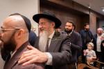 הכנסת ס"ת אין "סולומון הילס" רוסלאנד, מיט צוויי ספרי תורה אשכנזי  און ספרדי