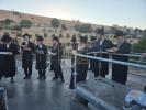 כ"ק גאב"ד מאקאווא שליט"א ביי קבר האור החיים הק' זי"ע