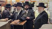 סצענעס פון אקטיוויטעטן אין כלל ישראל שוהל 