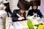 הערליכע מעמד הכנסת ספר תורה אין קרית יטב לב 