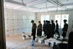 כ"ק אדמו"ר מסאטמאר שליט"א ביים מעמד יציקת הבורות ומסיבת לחיים אינעם מקוה פון ביהמ"ד סאטמאר אין לינדען