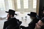 כ"ק אדמו"ר מסאטמאר שליט"א ביים מעמד יציקת הבורות ומסיבת לחיים אינעם מקוה פון ביהמ"ד סאטמאר אין לינדען