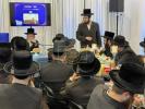 מסיבה אין מאנסי לרגל ביהמ"ד פון כ"ק אדמו"ר מטשערנאביל שליט"א אין בני ברק בביתו פון ר' פנחס אהרן זוסמאן