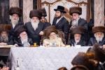 שבת יארצייט פון הרה"ק מצאנז קלויזענבורג זי"ע ביי בנו כ"ק אדמו"ר מצאנז קלויזענבורג שליט"א