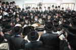 עליה לציון און שבת יארצייט בחצר הקודש צאנז