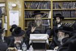 חומש סעודה פון תלמוד תורה "דברי חנה" קאלאשיץ - מאנסי, בנשיאות כ"ק מרן אדמו"ר משינאווא שליט"אפארגעקומען דעם פארגאנגענעם זונטאג אין ביהמ"ד שינאווא מאנסי