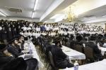 חומש סעודה פון תלמוד תורה "דברי חנה" קאלאשיץ - מאנסי, בנשיאות כ"ק מרן אדמו"ר משינאווא שליט"אפארגעקומען דעם פארגאנגענעם זונטאג אין ביהמ"ד שינאווא מאנסי