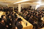 שמחת השבע ברכות דורך מרכז הכוללים ראחמיסטריווקא לכבודו פונעם מנהל הכוללים הרה"ח ר' חיים שמואל טווערסקי בראשות כ"ק אדמו"ר מראחמסטריווקא שליט"א 