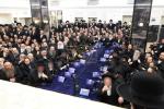 כ"ק אדמו"ר מגור שליט"א ביים פארהער במסגרת לימוד מזומנים אין מוסד שיח סוד פאר בחורים מיט ספעציעלע געברויכן
