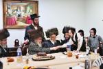 כ"ק אדמו"ר מסאטמאר שליט"א ביי א וואכנאכט און ברית פון א אור אייניקל 