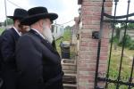 כ"ק אדמו"ר מקראלי שליט"א ביי מקומות הקדושים 