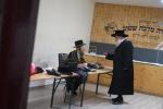 כ"ק אדמו"ר מקראלי שליט"א ביי מקומות הקדושים 