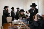 ביקור פנימי ואסיפת הוד בבית הרה"ק רבי יעקב מאיר שעכטער שליט"א ע"י עורכי נגידי ותומכי מכון דורשי יחודך