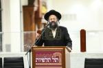 כ"ק אדמו"ר מגור שליט"א באטייליגט זיך ביים דינער לטובת ביהמ"ד הגדול גור 