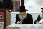 כ"ק אדמו"ר מגור שליט"א באטייליגט זיך ביים דינער לטובת ביהמ"ד הגדול גור 