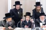 שמחת הבר מצוה פאר א אייניקל פון כ"ק אדמו"ר מבאבוב - 45 שליט"א