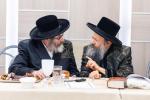 שמחת הבר מצוה פאר א אייניקל פון כ"ק אדמו"ר מבאבוב - 45 שליט"א 