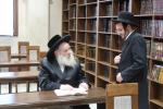 כ"ק אדמו"ר מקראלי שליט"א ביי מקומות הקדושים 