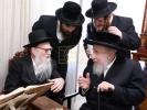 אסיפה אין שטוב פון הרה"ק רבי יעקב מאיר שעכטער שליט"א דורך גדולי זקני חסידות ברסלב אין בארפורברייטונג צום קיבוץ אין אומאן ראש השנה תשפ"ה 