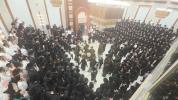  הכנסת ספר תורה צו ביהמ"ד צאנז קלויזענבורג אין מאנסי אריינגעגעבן דורך אב"ד לינז וויליאמסבורג בראשות כ"ק אדמו"ר מצאנז קלויזענבורג שליט"א