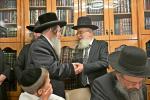 מעמד הכסת ספר תורה צו היכל ישיבת הגר"יש לצעירים 