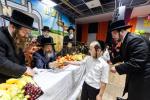 האדמו"ר מבאבוב - 45 בביקור ביי תלמידי הזומער חדר