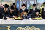 האדמו"ר מבאבוב - 45 בביקור ביי תלמידי הזומער חדר