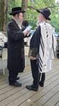 א בליק אין כלל ישראל'ס שול 