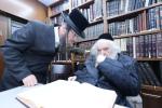 הגאון רבי אהרן בראנסדארפער שליט"א ביי כ"ק גאב"ד ירושלים שליט"א 
