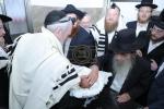 כ"ק גאב"ד ירושלים שליט"א ביי קרי"ש ליינען און ברית פון א אור אייניקל