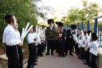 מעמד הכנסת ספר תורה צו ביהמ"ד מאורות החיים דחסידי שבט הלוי אין שטאט אלעד