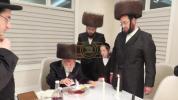 באזוך פון הרה"צ רבי יצחק משה ערלאנגער שליט"א אין אמעריקא