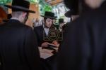 יארצייט פון הרה"ק בעל אור לשמים זי"ע אפגעראכטן דורך הונדערטע אידן ביים ציון הקדוש אין שטאט אפטא – פוילן