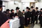 באזוך פון הרה"צ רבי יוסף אונגער שליט"א זוהן פון כ"ק אדמו"ר מבאבוב - 45 אין שטאט לאנדאן לרגל הילולת המהר"ש מבאבוב זצ"ל‎