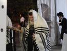 הגאון רבי אביש צענווירטה שליט"א אויף מקומות הקדושים