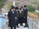 הגאון רבי אביש צענווירטה שליט"א אויף מקומות הקדושים
