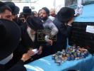 הגאון רבי אביש צענווירטה שליט"א אויף מקומות הקדושים