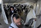 הגאון רבי אביש צענווירטה שליט"א אויף מקומות הקדושים