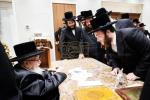 בוני עולם אין פולסטן שוואונג פונעם עפענונג פונעם נייעם אפיס אין שיכון סקווירא