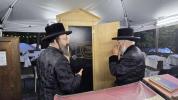 געשמאקע סצענעס אין ניקלשבורג