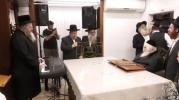 Main image for ניגון אני מאמין ביי כ"ק גאב"ד ירושלים שליט"א לרגל דאס עפענען א 5'טע כולל תשובות והנהגות 