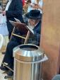 חבר הבד"ץ הגר"י פישער שליט"א בתפילה ביים כותל המערבי