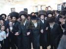 פולע בילדער פון חתונה פון אור אייניקל פון הרה"ק רבי יעקב מאיר שעכטער שליט"א