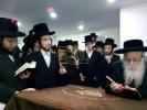 תשעה באב בצל הקודש פון כ"ק אדמו"ר מצאנז קלויזענבורג שליט"א