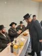 באזוך פון כ"ק אדמו"ר מסאטמאר שליט"א אין לעיקוואד לרגל די מעמד קביעת מזוזה אין נייעם סאטמארע פלייש געשעפט 